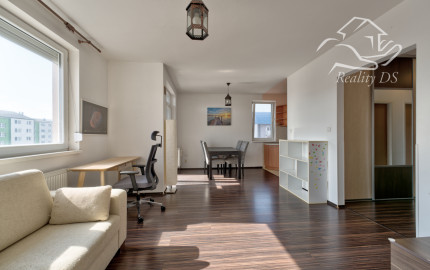 RealityDS – PRENÁJOM zariadeného 2 izb. bytu s loggiou, 57,40 m2, ul. Agátová, Dúbravka