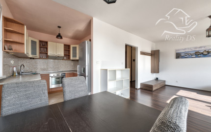 RealityDS – PRENÁJOM zariadeného 2 izb. bytu s loggiou, 57,40 m2, ul. Agátová, Dúbravka