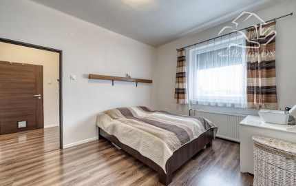 RealityDS - PREDAJ Veľkorysého 5-izbového rodinného domu po kompletnej rekonštrukcii: Váš nový domov vo Vydranoch