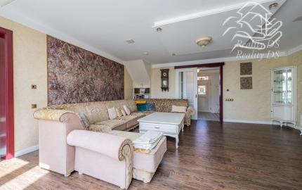 RealityDS - Nadštandardná nízkoenergetická vila v Šamoríne na PREDAJ: Moderná architektúra a špičkové technológie