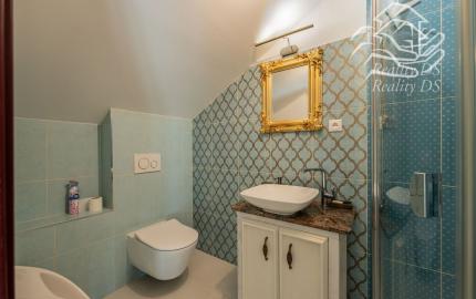 RealityDS - Nadštandardná nízkoenergetická vila v Šamoríne na PREDAJ: Moderná architektúra a špičkové technológie