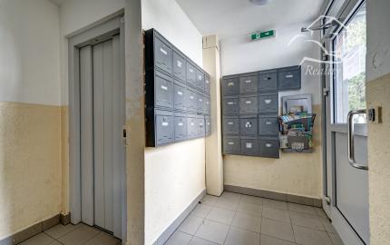 RealityDS - PREDAJ - 3 izb. byt so špajzou a loggiou, 72 m2, Čilistovská ulica