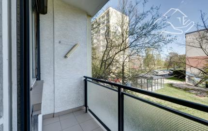 RealityDS - PREDAJ 2-izbového bytu, balkón+loggia, Komárnická