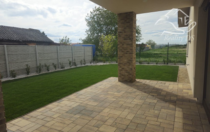 Predaj - 4 izb. NOVOSTAVBA BUNGALOVU  s 3 parkovacími plochami na 5,60 á pozemku, Šamorín