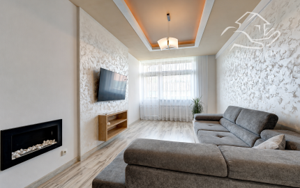 RealityDS - PREDAJ | 3-izbový veľkometrážny byt | loggia | 2 x pivnica | oplotený dvor s možnosťou parkovania | Šamorín