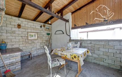 RealityDS - PREDAJ Veľkorysého 5-izbového rodinného domu po kompletnej rekonštrukcii: Váš nový domov vo Vydranoch