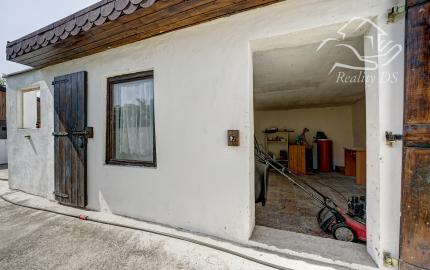 RealityDS - PREDAJ Veľkorysého 5-izbového rodinného domu po kompletnej rekonštrukcii: Váš nový domov vo Vydranoch