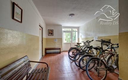 RealityDS -  🏡 2-IZBOVÝ BYT VO VEĽKOSTI 3-IZBOVÉHO? ÁNO – 66 m², BALKÓN A BEZ ĎALŠÍCH INVESTÍCIÍ! Šamorín, Mestský Majer