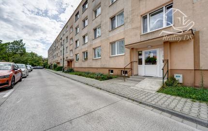 RealityDS -  🏡 2-IZBOVÝ BYT VO VEĽKOSTI 3-IZBOVÉHO? ÁNO – 66 m², BALKÓN A BEZ ĎALŠÍCH INVESTÍCIÍ! Šamorín, Mestský Majer