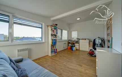 RealityDS – PREDAJ | 5-izbový rodinný dom | pozemok 747 m² | Lehnice – Kolónia