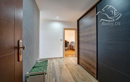 RealityDS -  🏡 2-IZBOVÝ BYT VO VEĽKOSTI 3-IZBOVÉHO? ÁNO – 66 m², BALKÓN A BEZ ĎALŠÍCH INVESTÍCIÍ! Šamorín, Mestský Majer