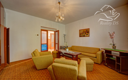 RealityDS – Predaj rodinného domu s garážou, terasou a veľkým pozemkom 1 824 m², Gabčíkovo