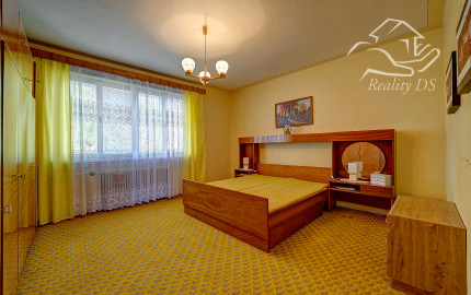 RealityDS – Predaj rodinného domu s garážou, terasou a veľkým pozemkom 1 824 m², Gabčíkovo