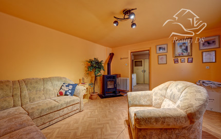 RealityDS – Predaj rodinného domu s garážou, terasou a veľkým pozemkom 1 824 m², Gabčíkovo