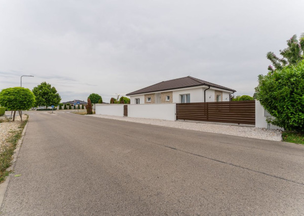 REZERVOVANÉ - RK RealityDS - PREDAJ Modernej, 4 izbovovej novostavby v Dunajskej Strede – Garden Town