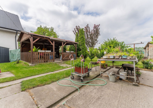 REZERVOVANÉ - RK RealityDS - PREDAJ 4 izbového domu s vidieckym charakterom a veľkým pozemkom, Blahová Okres Dunajská Streda