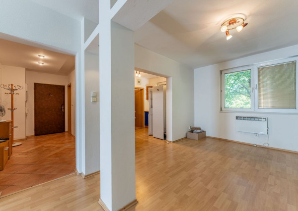 ÚSPEŠNE ODOVZDANÝ! - RK RealityDS - Predaj 3 izb. veľkometrážneho bytu, 94 m2, loggiou, Hlboká ul.