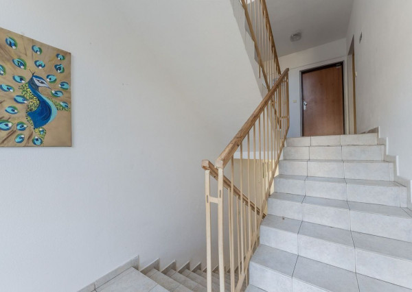 ÚSPEŠNE ODOVZDANÝ! - RK RealityDS - Predaj 3 izb. veľkometrážneho bytu, 94 m2, loggiou, Hlboká ul.