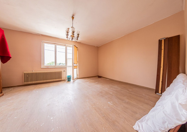 Predaj 4 izb. rodinného domu, garáže a vedľ. stavby na 23,09 á pozemku, ZĽAVA 40000