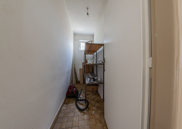 Predaj 4 izb. rodinného domu, garáže a vedľ. stavby na 23,09 á pozemku, ZĽAVA 40000