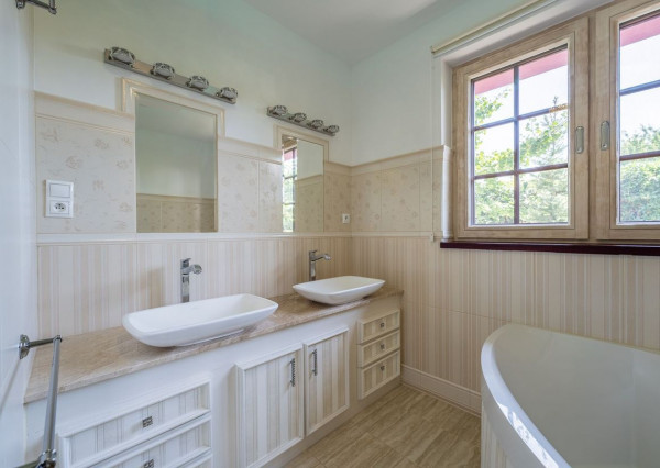 RealityDS - PREDAJ úsporného 5,5-izbového rodinného domu s pozemkom 621 m2, Šamorín