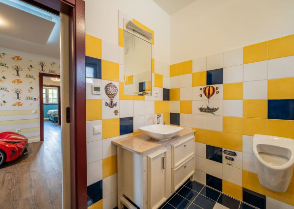 RealityDS - PREDAJ úsporného 5,5-izbového rodinného domu s pozemkom 621 m2, Šamorín