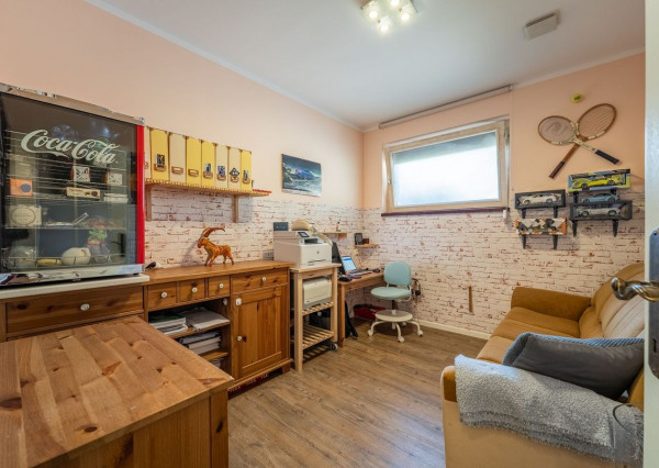 RealityDS - PREDAJ úsporného 5,5-izbového rodinného domu s pozemkom 621 m2, Šamorín