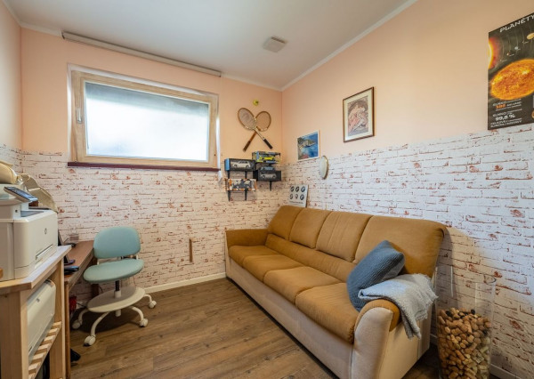 RealityDS - PREDAJ úsporného 5,5-izbového rodinného domu s pozemkom 621 m2, Šamorín