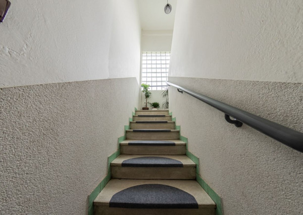 RealityDS - PREDAJ 5-izbového rodinného domu s garážou a veľkým pozemkom – Malé Dvorníky