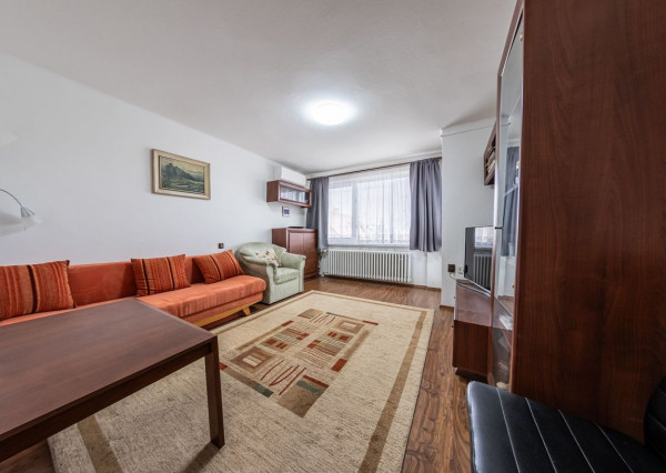 RealityDS - PREDAJ 5-izbového rodinného domu s garážou a veľkým pozemkom – Malé Dvorníky