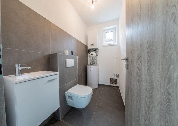 REZERVOVANÝ - RealityDS - ZĽAVA, KTORÁ SA NEODMIETA ! Predaj 3i bungalovu so 445 m2 pozemkom, Báč