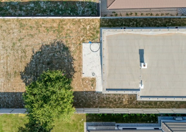 REZERVOVANÝ - RealityDS - ZĽAVA, KTORÁ SA NEODMIETA ! Predaj 3i bungalovu so 445 m2 pozemkom, Báč