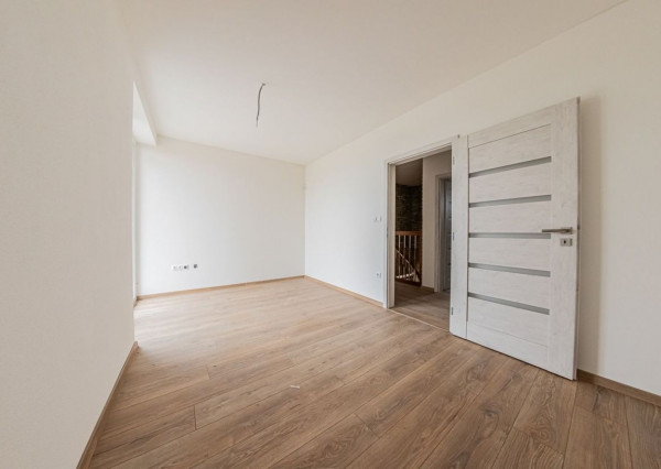 RealityDS - Nový 4-izbový byt so záhradkou a parkovaním na PREDAJ, Bučuháza - Šamorín