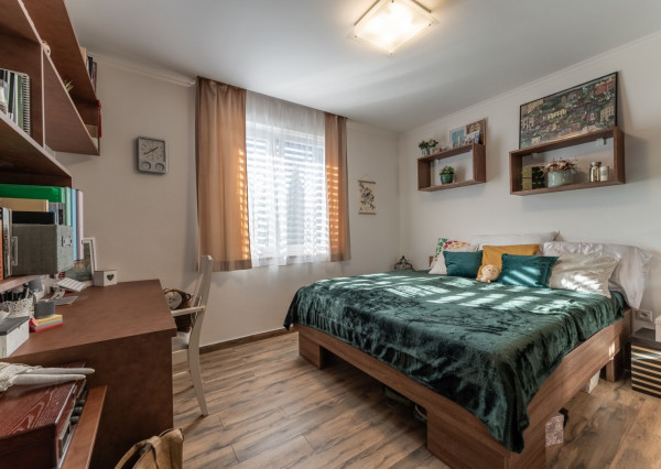 RealityDS - PRE NÁROČNEJŠÍCH !!! Predaj 5 izb. RD s garážou na 6,65 á pozemku, Kvetoslavov - Rozárium