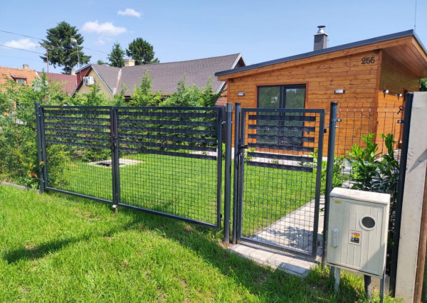 RealityDS - PREDAJ moderná celoročne obyv. chatka so 170 m2 pozemkom, Bodíky AKCIA!