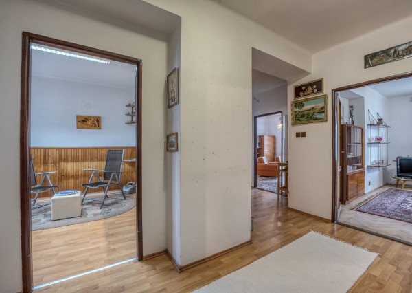 REZERVOVANÝ - RealityDS - Predaj RD 7 izb. , s dvomi BJ, pozemkom 1798 m2, Šamorín