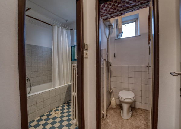 REZERVOVANÝ - RealityDS - Predaj RD 7 izb. , s dvomi BJ, pozemkom 1798 m2, Šamorín