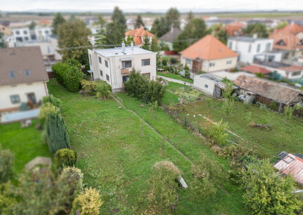 REZERVOVANÝ - RealityDS - POZEMOK 1798 m2, možnosť investície, vers. bývania,  ŠAMORÍN !!! ZĽAVA 40.000,-€ !!