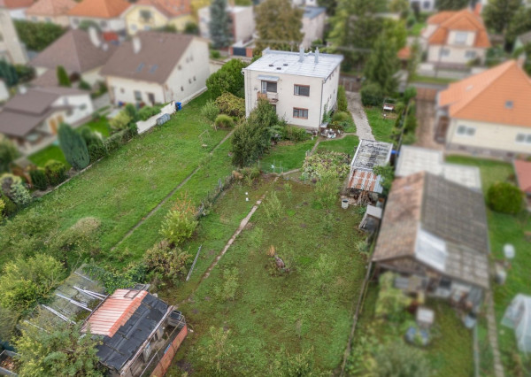 REZERVOVANÝ - RealityDS - POZEMOK 1798 m2, možnosť investície, vers. bývania,  ŠAMORÍN !!! ZĽAVA 40.000,-€ !!