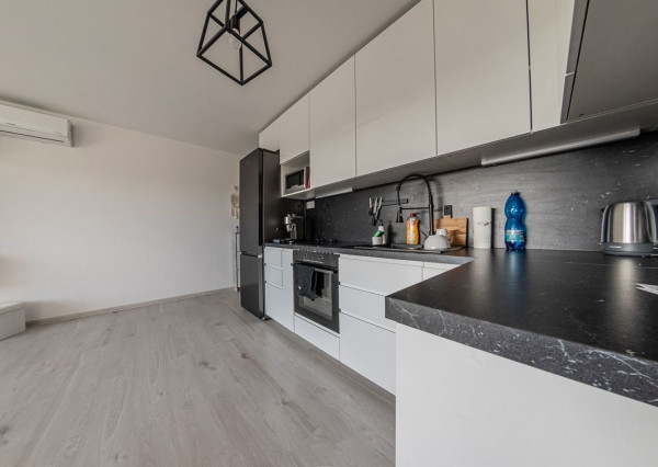 RealityDS - Štýlový 2-izbový byt v Košútoch s balkónom – ideálny na investíciu alebo prvé bývanie na PREDAJ