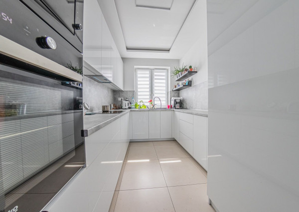 RealityDS - Predaj 4 izb. dvojpodlaž. novostavby RD so záhradou, 2x parkovacie státie, Šamorín