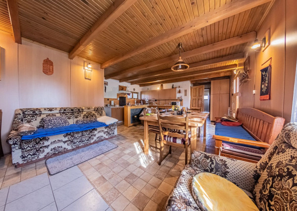 REZERVOVANÁ - RealityDS - Predaj kompletne zariadenej, podpivničenej rekreačnej chaty, prístreškom pre auto, altánkom, drevárničkou, grilom, so 6,88á pozemkom v OV, Gabčíkovo VEĽKÁ ZĽAVA !!!