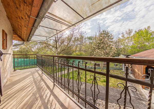 REZERVOVANÁ - RealityDS - Predaj kompletne zariadenej, podpivničenej rekreačnej chaty, prístreškom pre auto, altánkom, drevárničkou, grilom, so 6,88á pozemkom v OV, Gabčíkovo VEĽKÁ ZĽAVA !!!