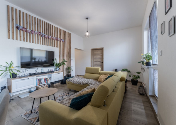 PREDANÉ - PREDAJ 4 izbového rodinného domu, Blahová