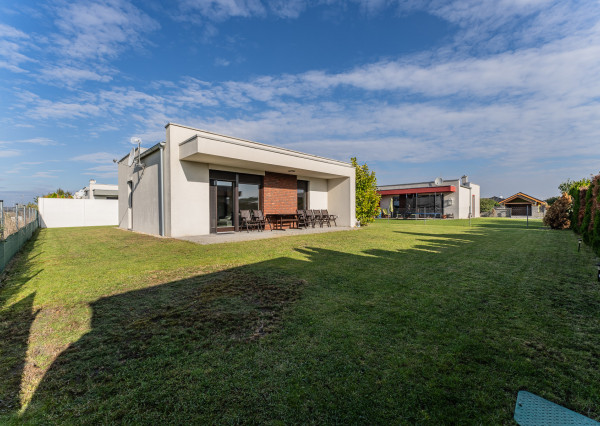 RealityDS - PREDAJ slnečného 3 izbového rodinného domu, Dolný Bar