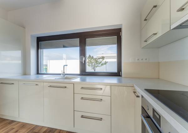 RealityDS - PREDAJ slnečného 3 izbového rodinného domu, Dolný Bar