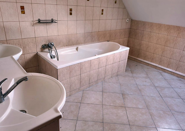 RealityDS - PREDAJ priestranného mezonetového 4 izbového bytu, Čataj