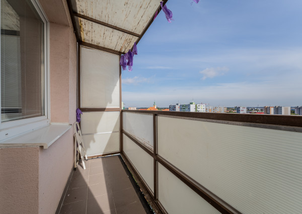 RealityDS – predaj priestranného 3 izb. bytu, 74 m2, Mestský Majer