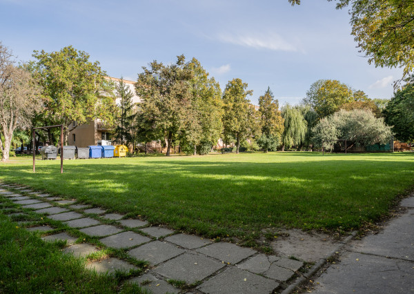 RealityDS – predaj priestranného 3 izb. bytu, 74 m2, Mestský Majer