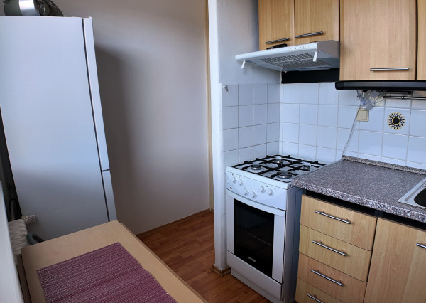 RealityDS – PREDAJ slnečného 2-izbového bytu s balkónom, Bratislava – Dúbravka